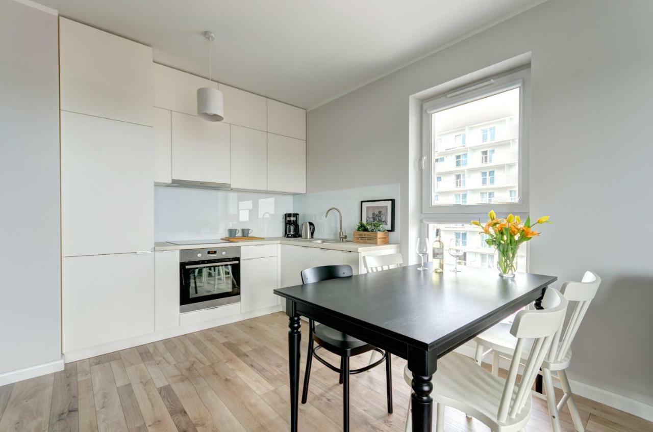 Beautiful Seaside View Apartments - 4 Oceans Premium Гданьск Экстерьер фото